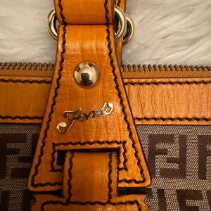FENDI Shoulder bag